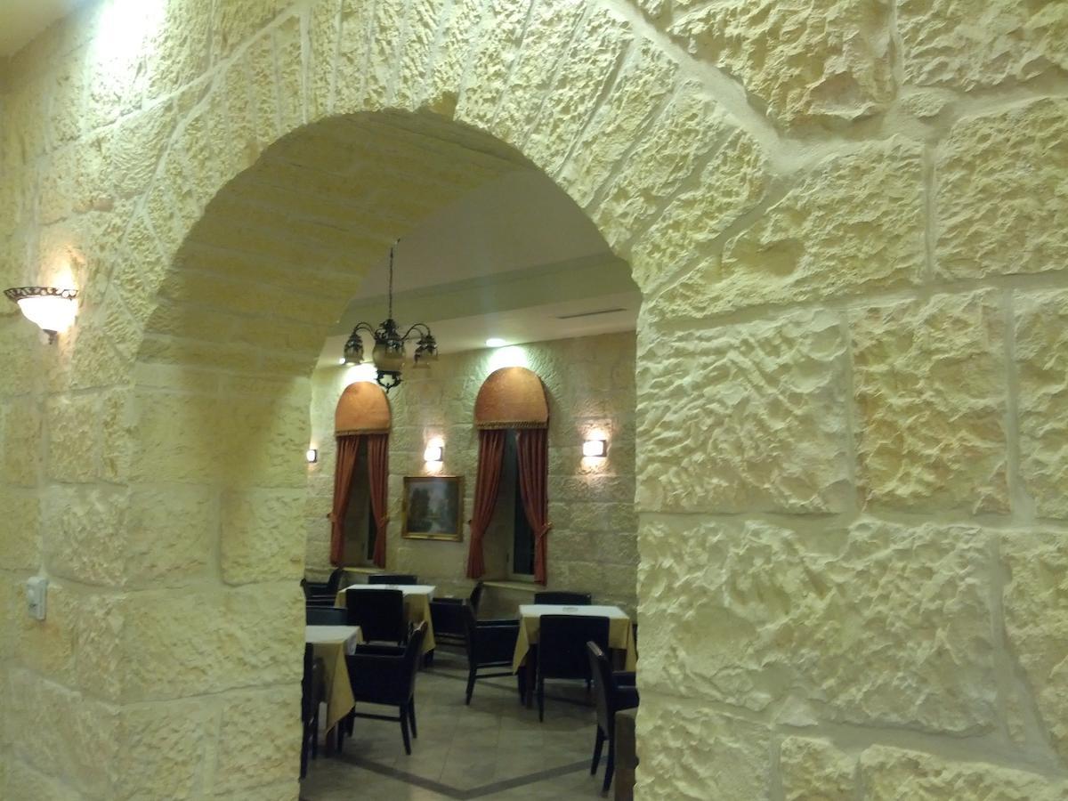 Alhambra Palace Hotel Suites - Ramallah Exterior photo
